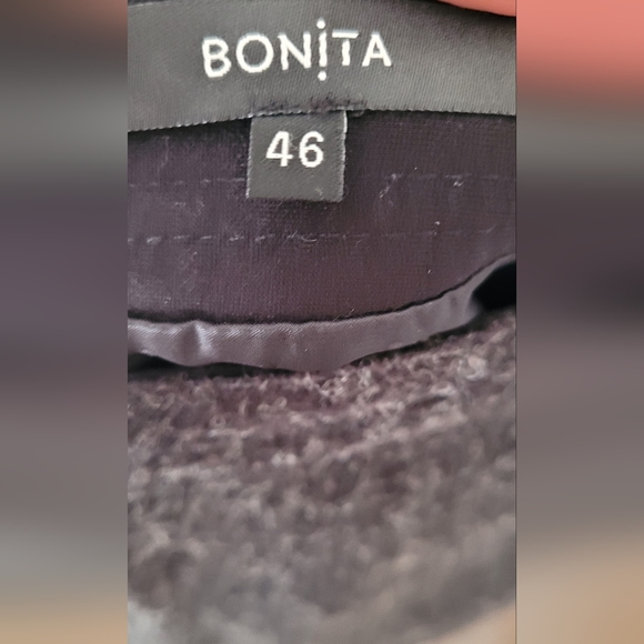 Skirt - Picture 2 of 2